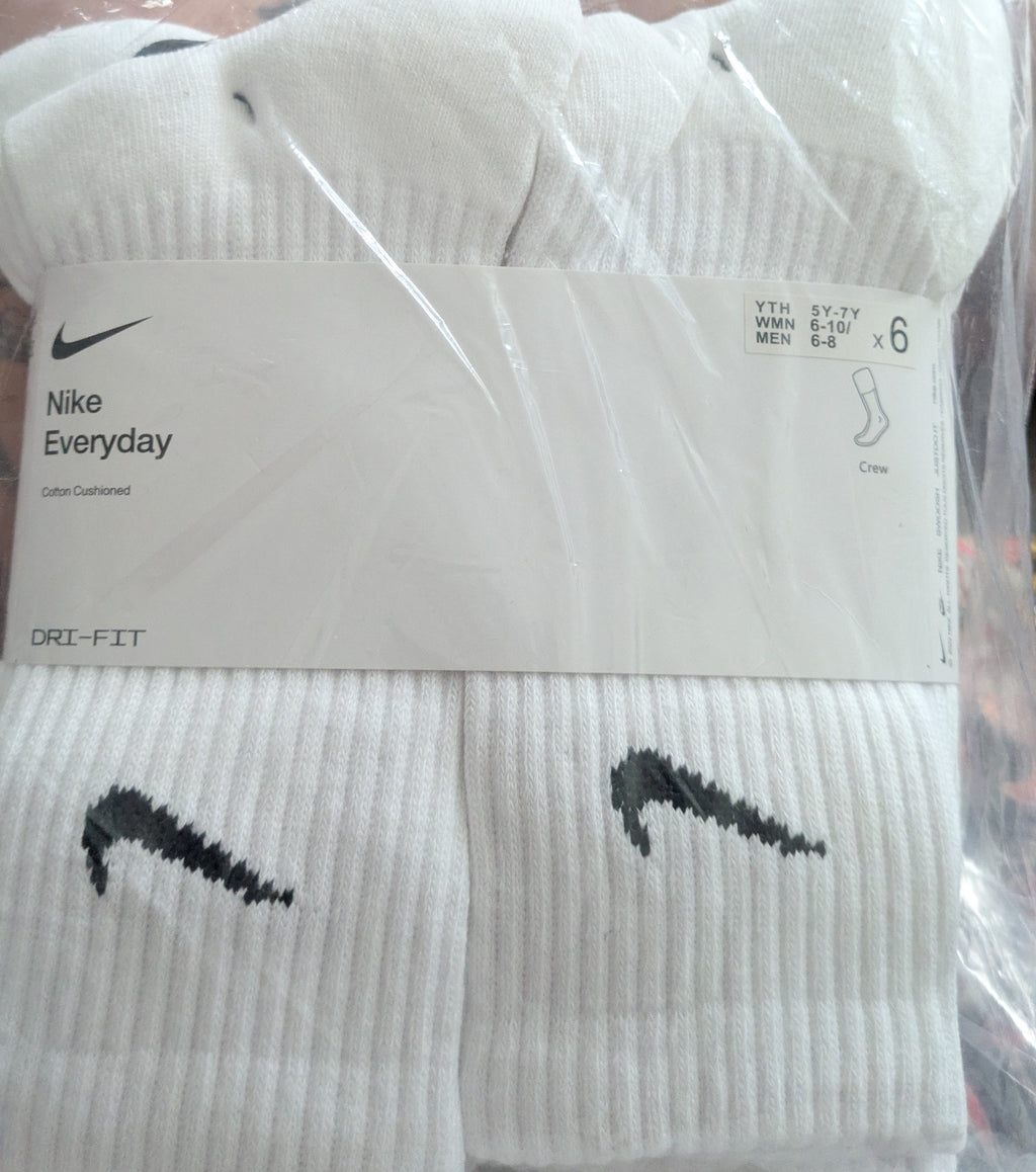 Cushioned crew everyday Nike socks